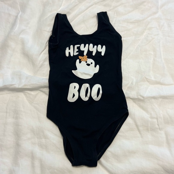 Hey Boo Onesie - Picture 1 of 3